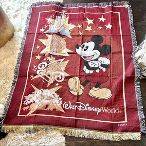 New- Disney World Mickey Mouse 4 Theme Parks Logo Tapestry Afghan Throw …